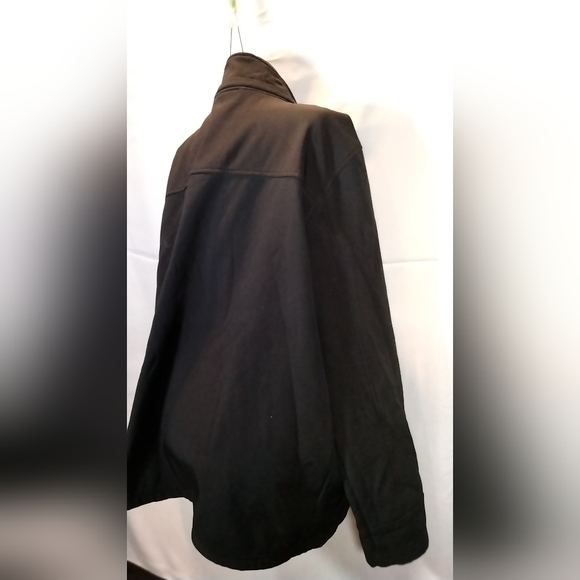 CB light weight jacket that has water resistant outer layer and fleece inside XL - Picture 3 of 5